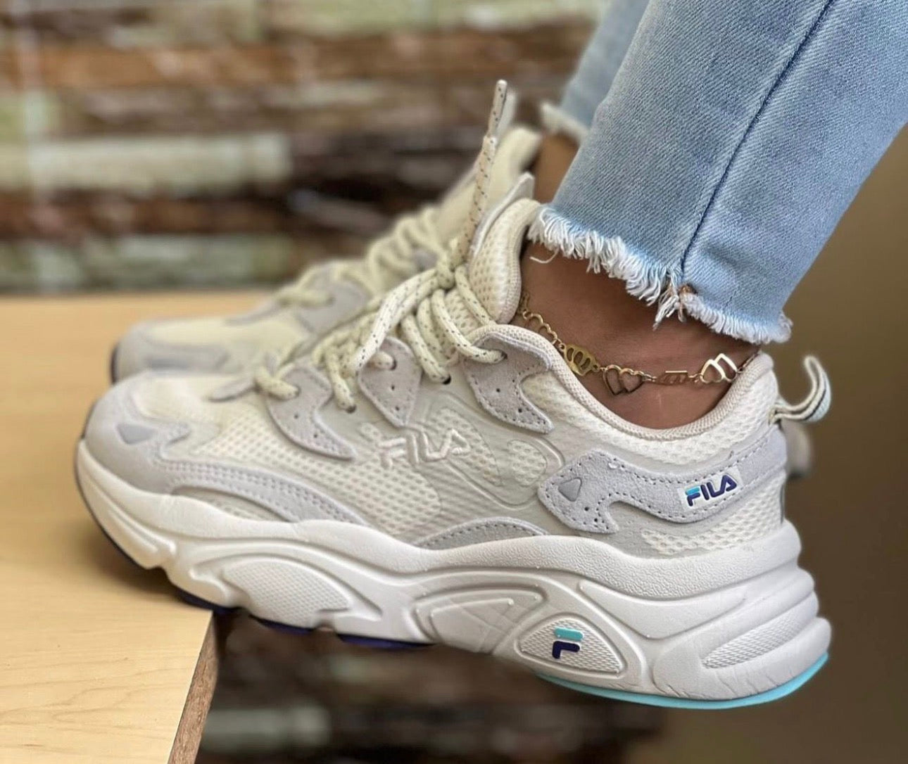 FILA BEIGE