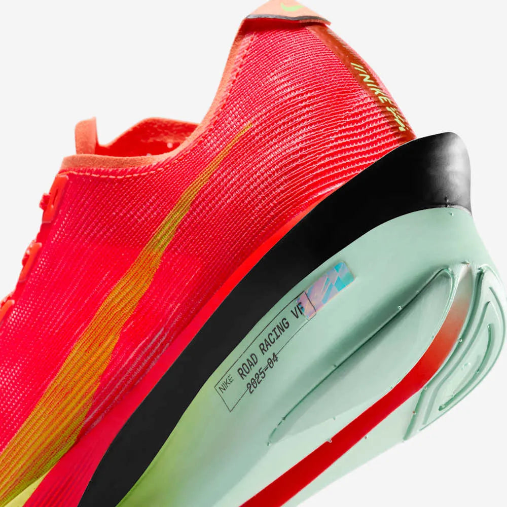 NIKE VAPORFLY 4