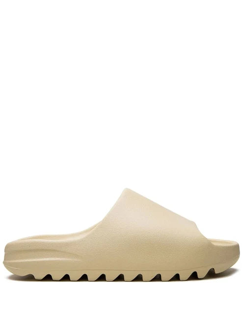 YEEZY SLIDE