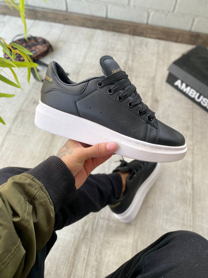 ALEXANDER MCQUEEN NEGRO