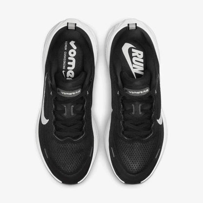 NIKE VOMERO PLUS NEGRO BLANCO