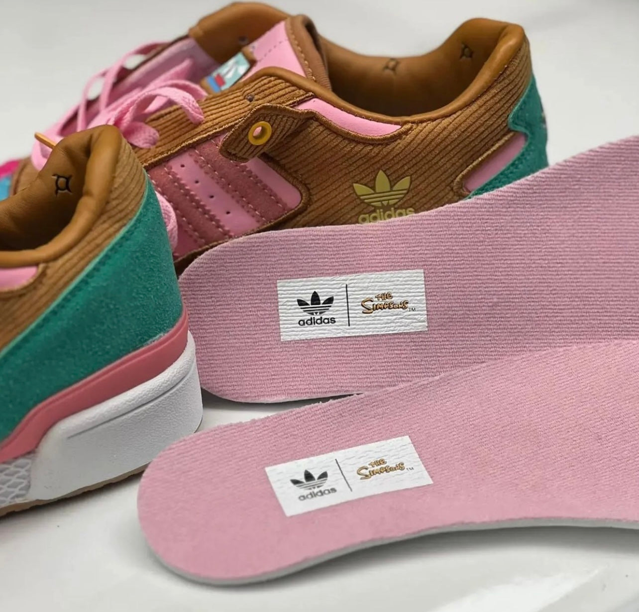 ADIDAS SIMPSON