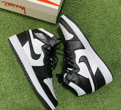 NIKE JORDAN RETRO 1 PANDA