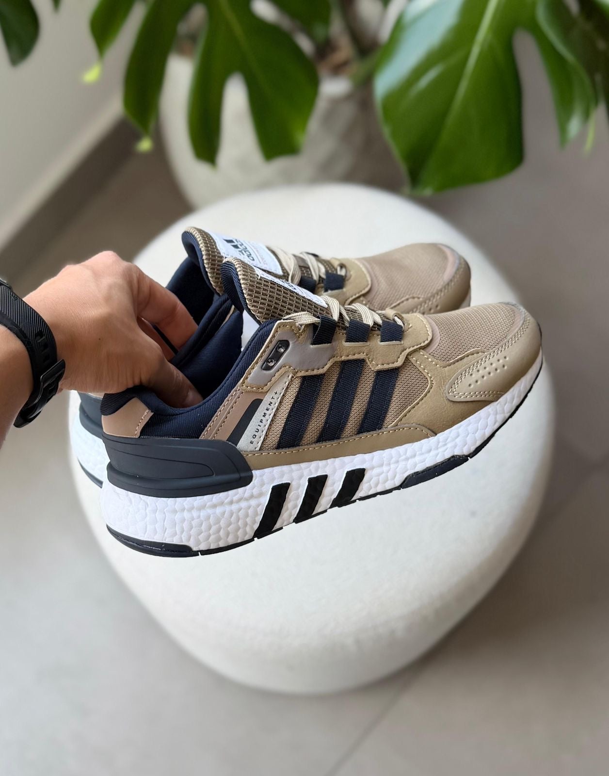 ADIDAS EQIPMENT CAFÉ