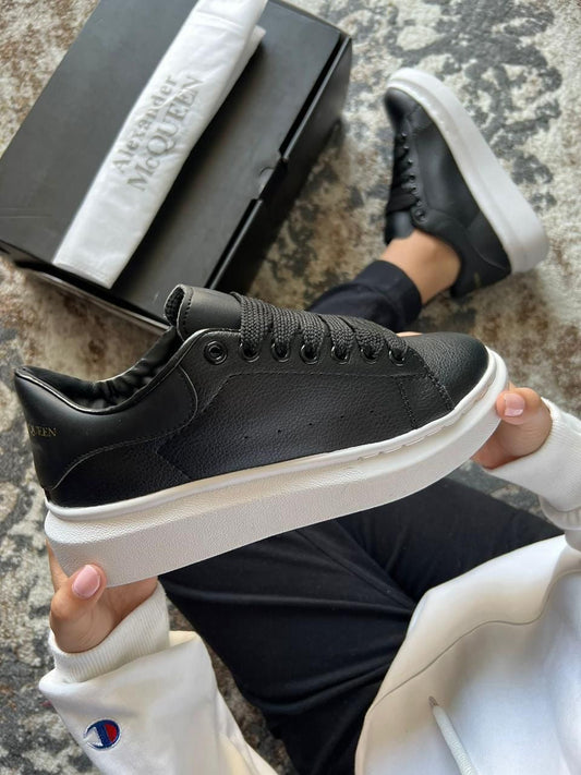 ALEXANDER MCQUEEN NEGRO
