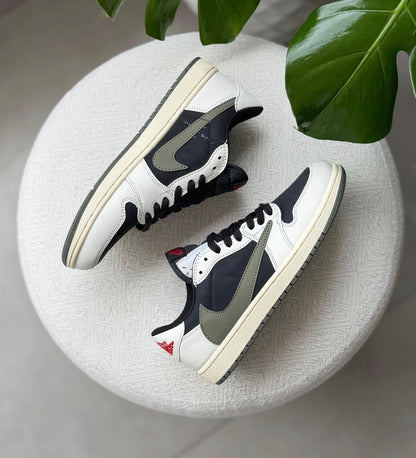 JORDAN TRAVIS SCOTT BEIGE VERDE
