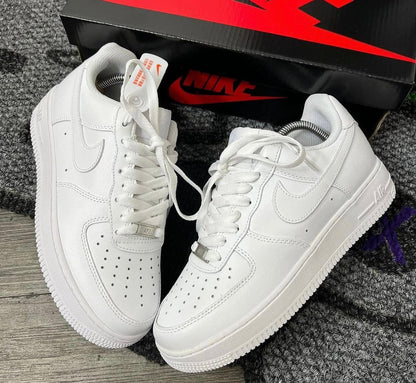 NIKE AIR FORCE ONE BLANCOS