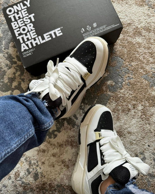 AMIRI BLANCO NEGRO