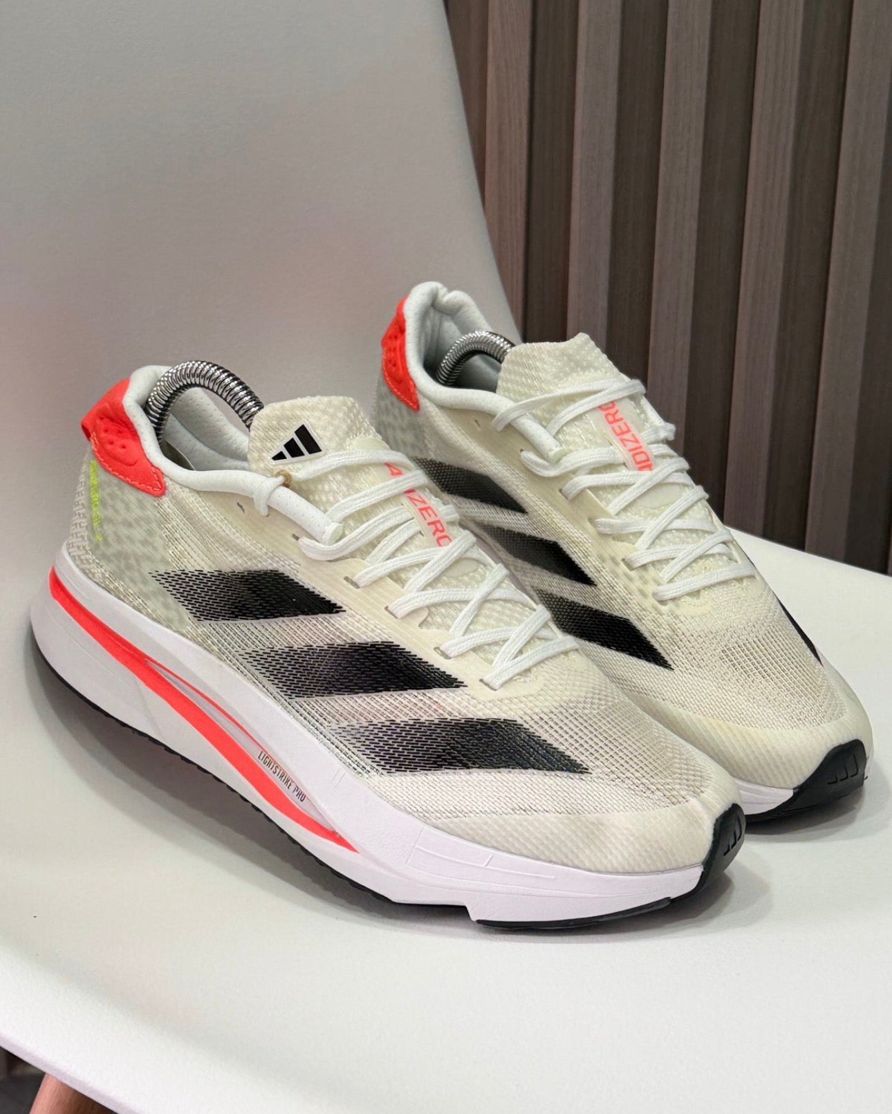 ADIDAS ADIZERO SL2