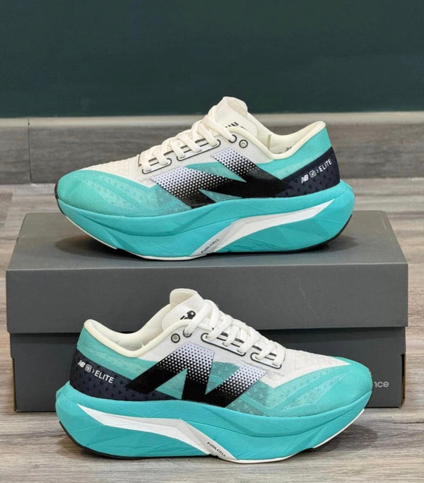 NEW BALANCE FUELCELL ÉLITE V4