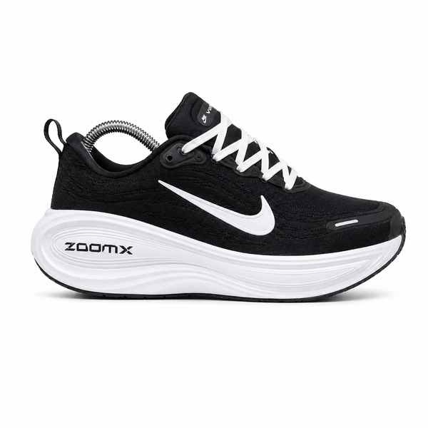 NIKE VOMERO PLUS NEGRO BLANCO