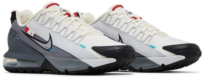 NIKE PULSE GRIS BLANCO
