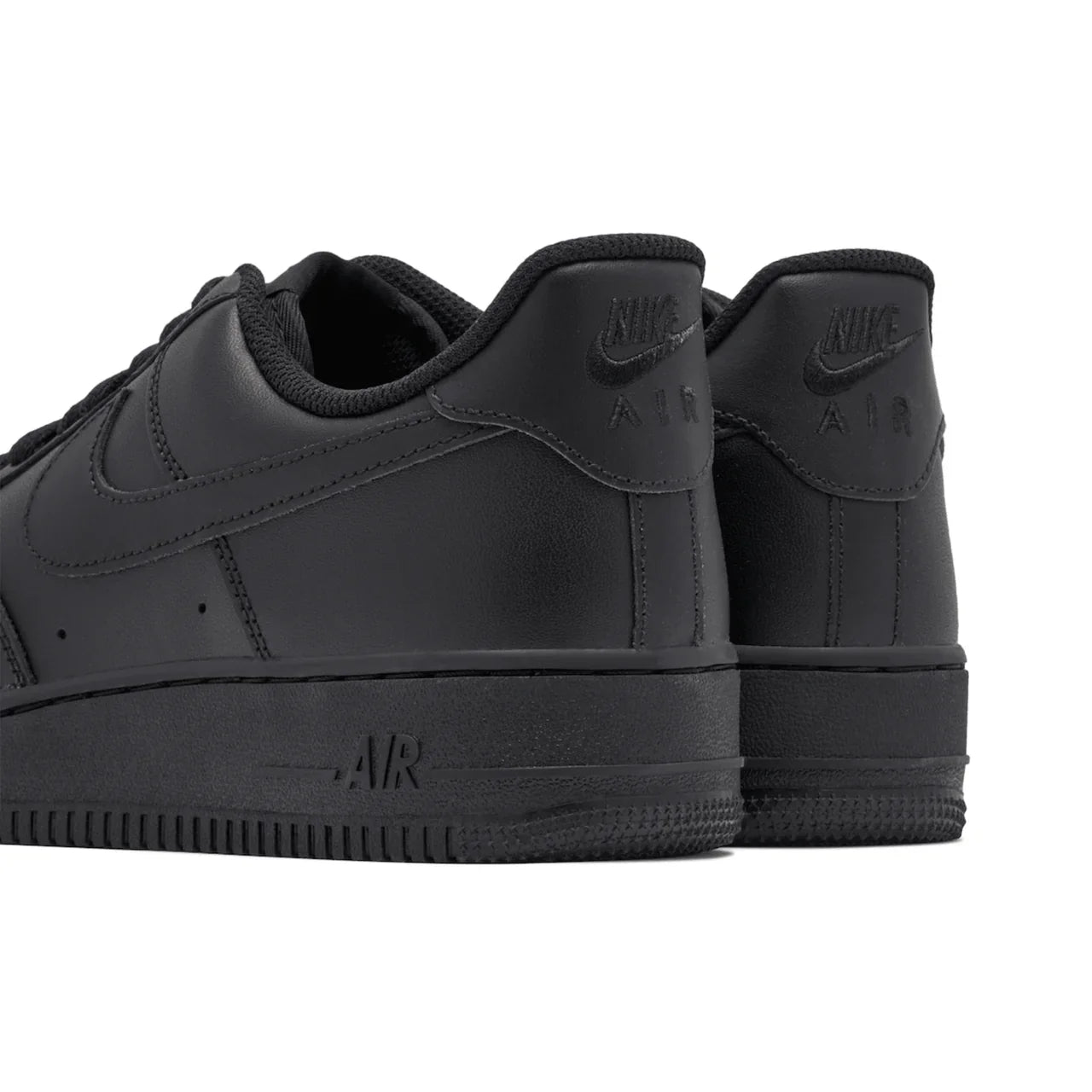 NIKE AIR FORCE ONE NEGRO