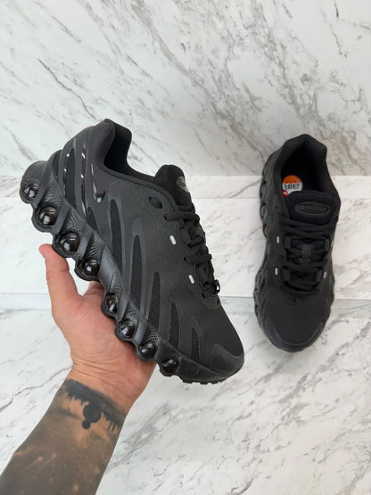 NIKE DN NEGRO