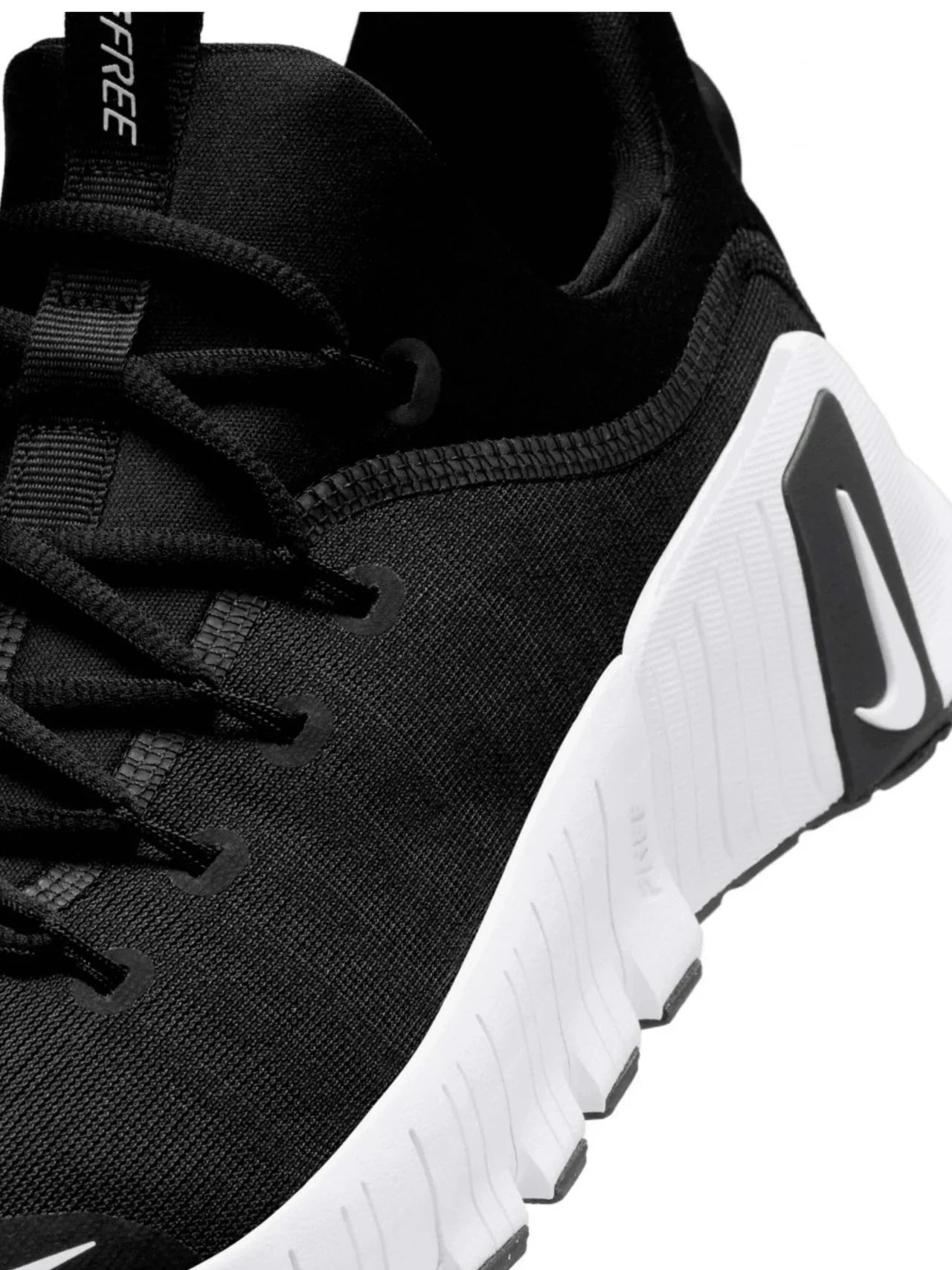 NIKE METCON NEGRO / BLANCO