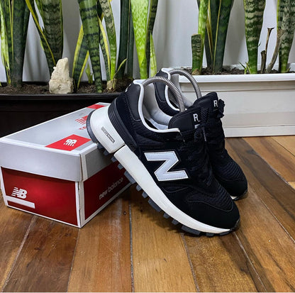NEW BALANCE 1300 NEGRA / BLANCA