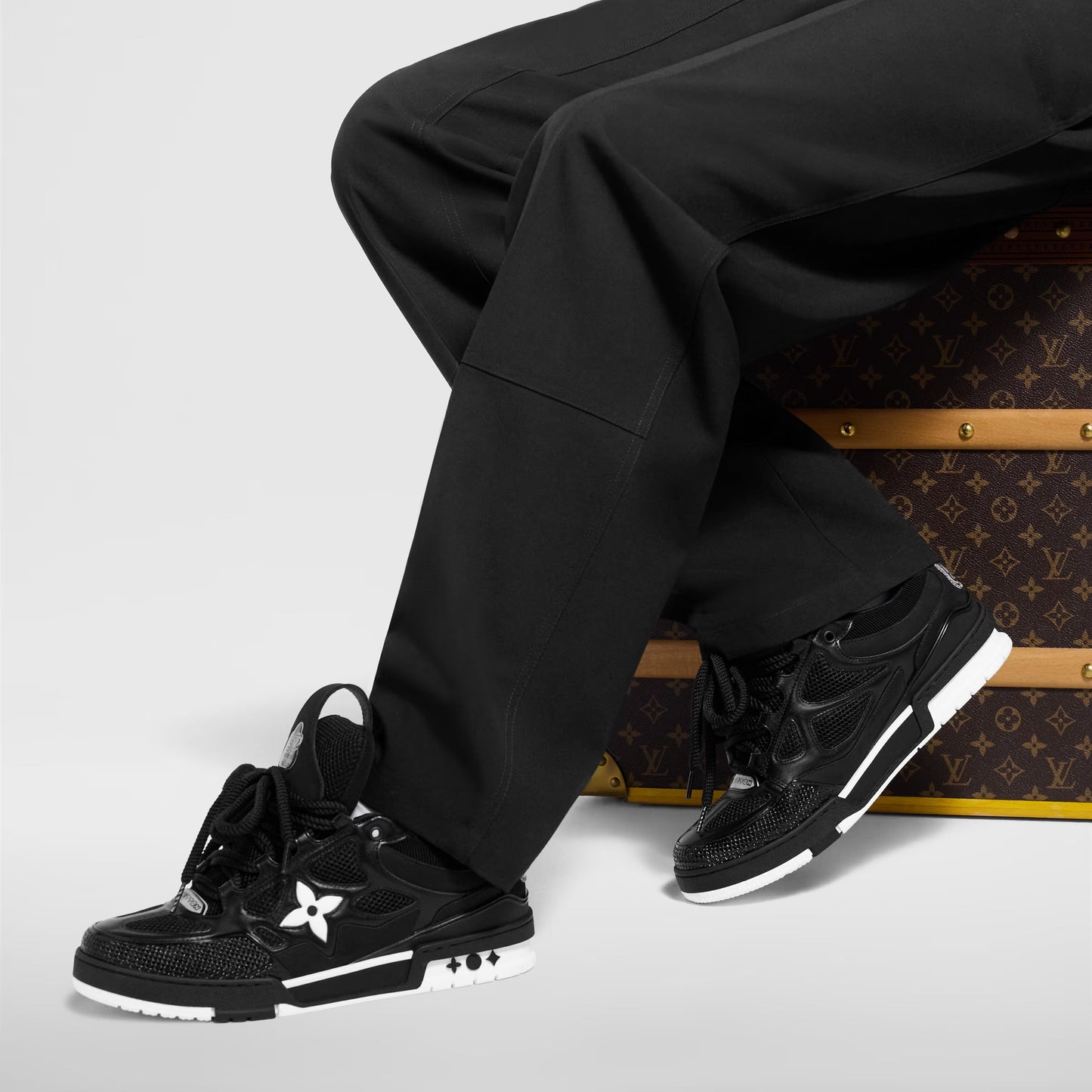 LOUIS VUITTON TRAINER NEGRO